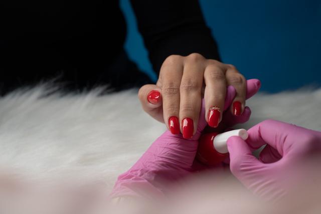 thumbnai do curso  Manicure: primeiros passos na profissão